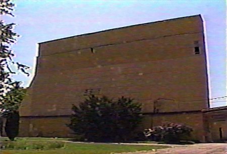 Pontiac Drive-In Theatre - Screen From Darryl Burgess (newer photo)